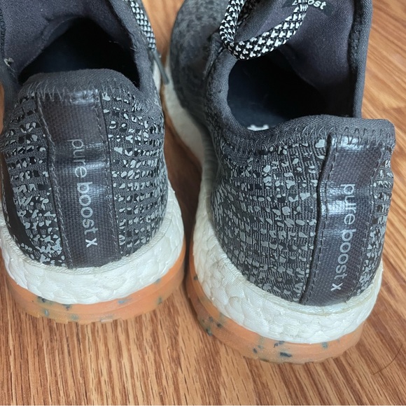 SOLD! Adidas Pureboost Grey Women Size 6 - Picture 4 of 6